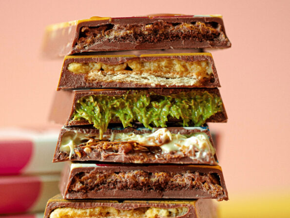 🍫 Premium Chocolate Bar Dubai made it viral — we made it better. A bold, indulgent dessert crafted with premium imported chocolate and top-quality ingredients — layered to perfection for pure satisfaction in every bite. ✨ Always made fresh to order — hygienic, unforgettable, and healthy. Made with clean, high-grade ingredients — no harmful additives, no artificial colors. 🚚 Delivery Info 📦 Free Delivery: G-11, G-10, G-9, F-11, F-10, E-11 💰 Other Sectors (E, F, G, H, I): Delivery charges just Rs. 100 📞 For Delivery WhatsApp: 0324 9598646 📍 Kunafa.Cafe — 24-B, Al-Ghaffar Mall, Ground Floor Opposite Fazilat Arcade, G-11 Markaz, Islamabad Rich. Clean. Better than viral.